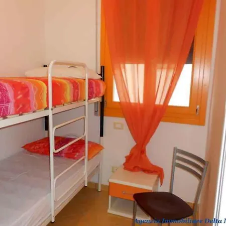 Apartment In 24935 Rosolina Mare